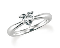 婚約指輪（エンゲージリング）商品ID:380